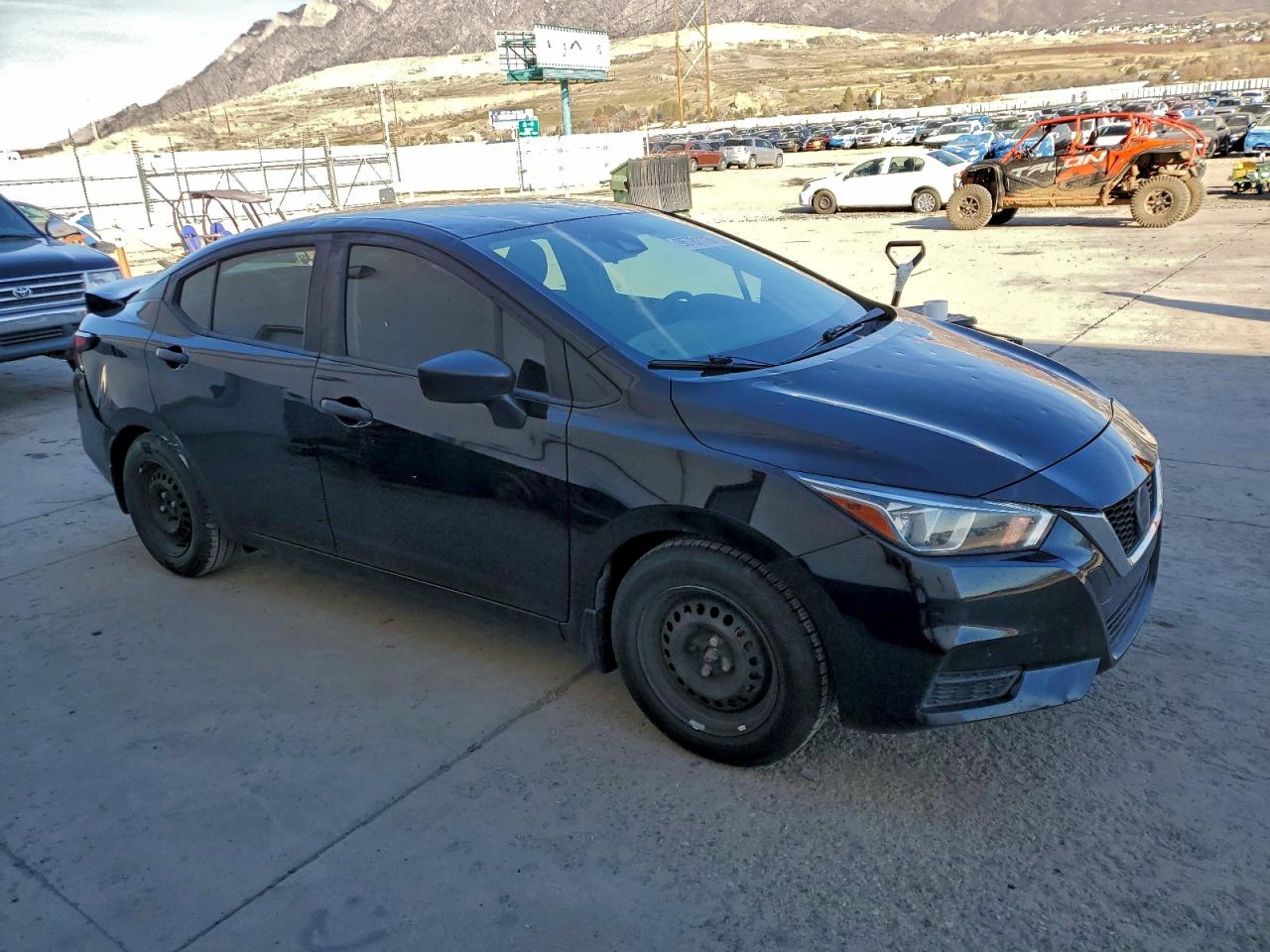 2020 NISSAN VERSA S photo 4