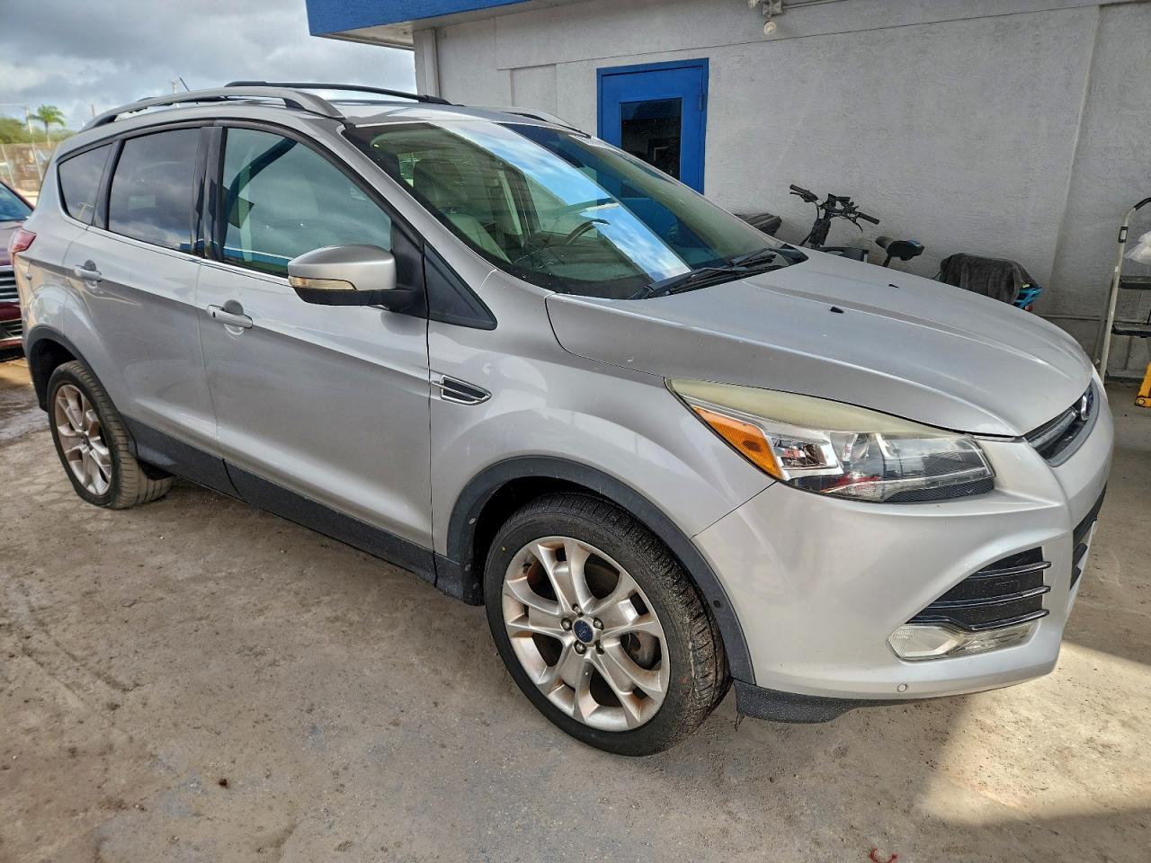 2014 FORD ESCAPE TITANIUM photo 4
