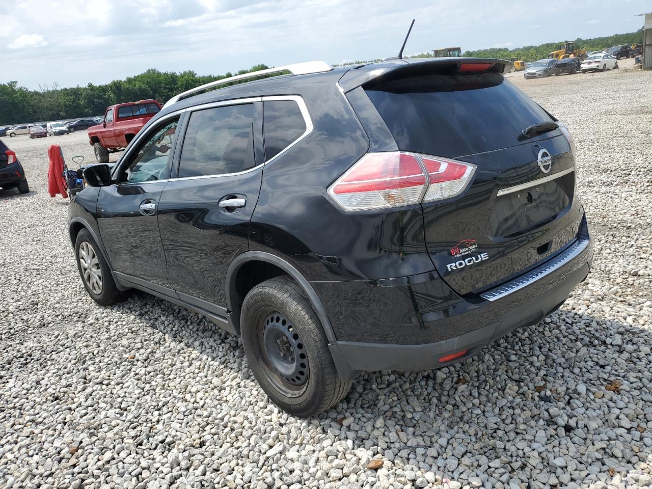 2016 NISSAN ROGUE S photo 2