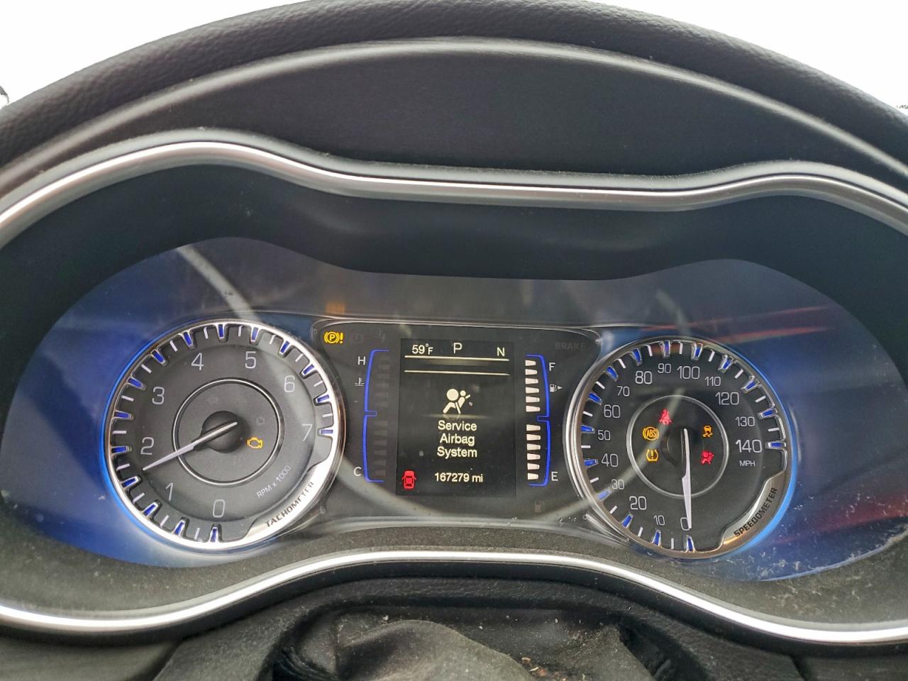 2016 CHRYSLER 200 LIMITED photo 9