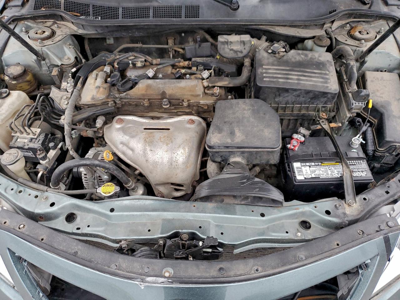 2010 TOYOTA CAMRY BASE photo 11