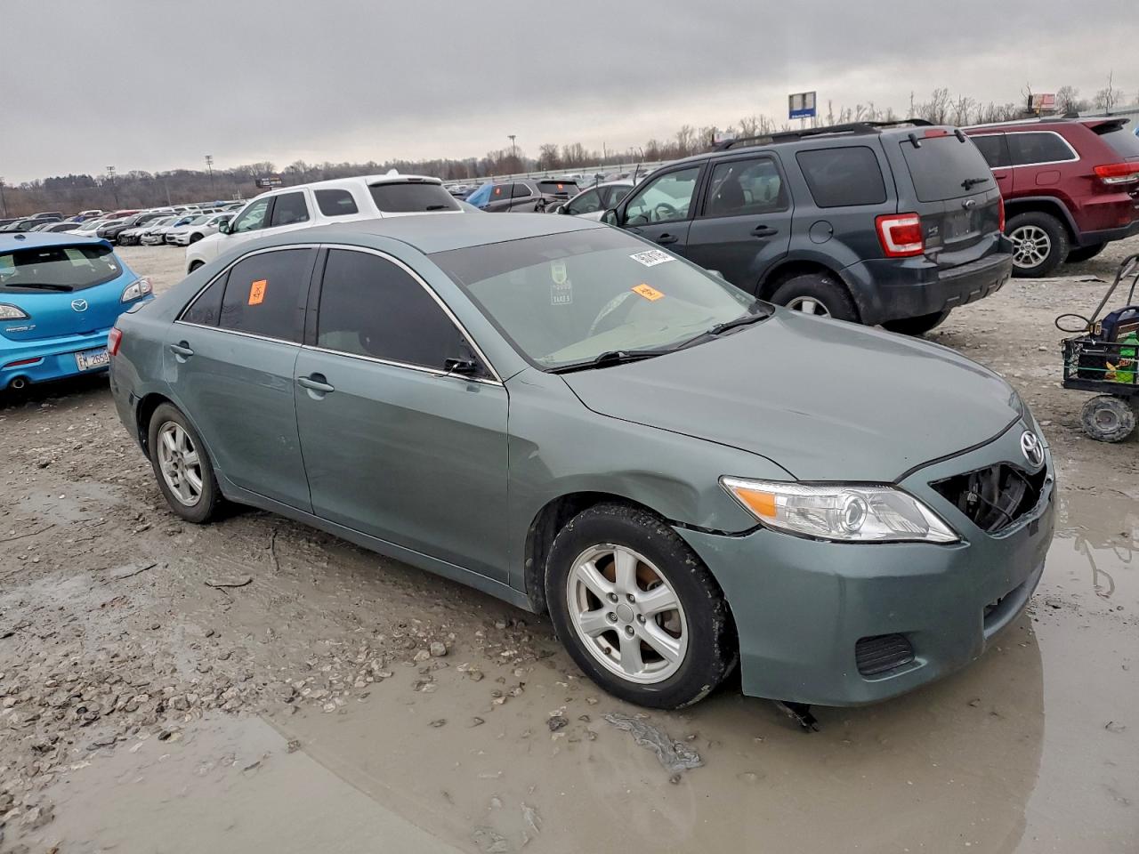 2010 TOYOTA CAMRY BASE photo 4