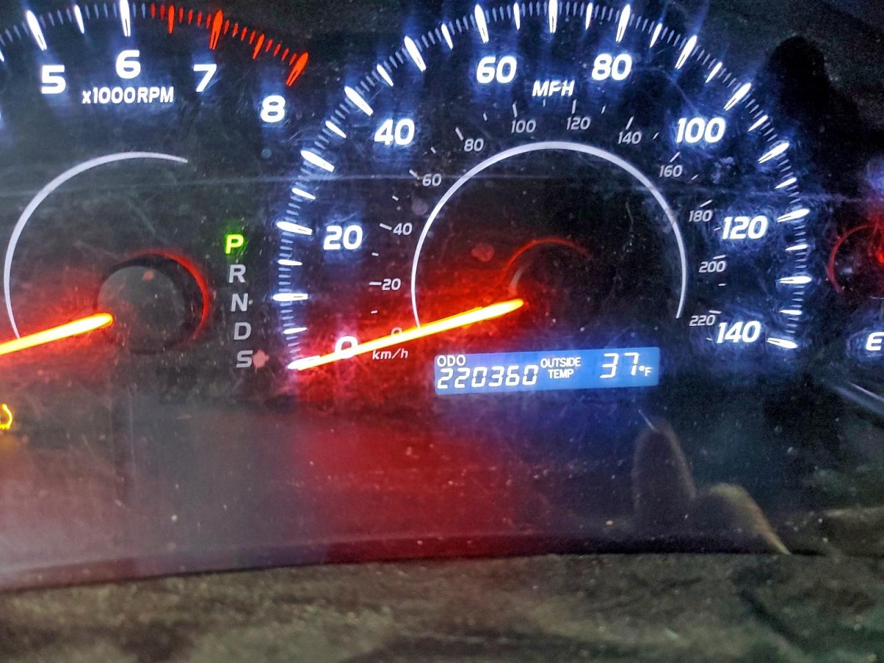 2010 TOYOTA CAMRY BASE photo 9