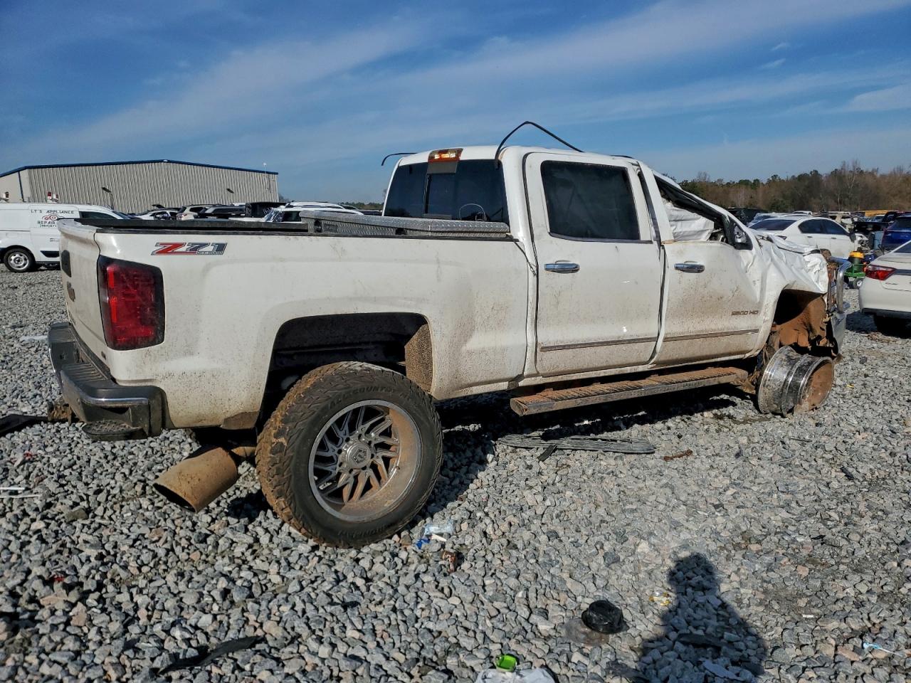 2017 CHEVROLET SILVERADO K2500 HEAVY DUTY LTZ photo 7