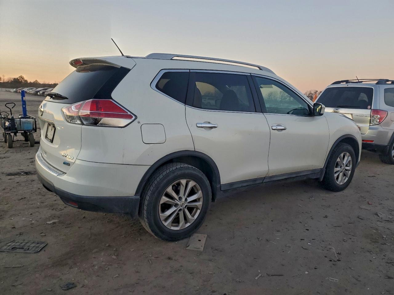 2014 NISSAN ROGUE S photo 7