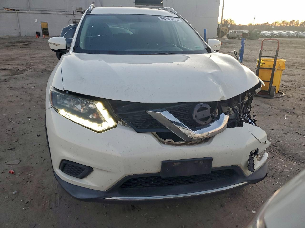 2014 NISSAN ROGUE S photo 13