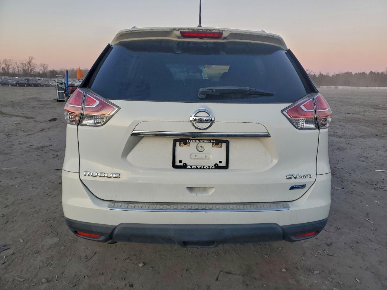 2014 NISSAN ROGUE S photo 16