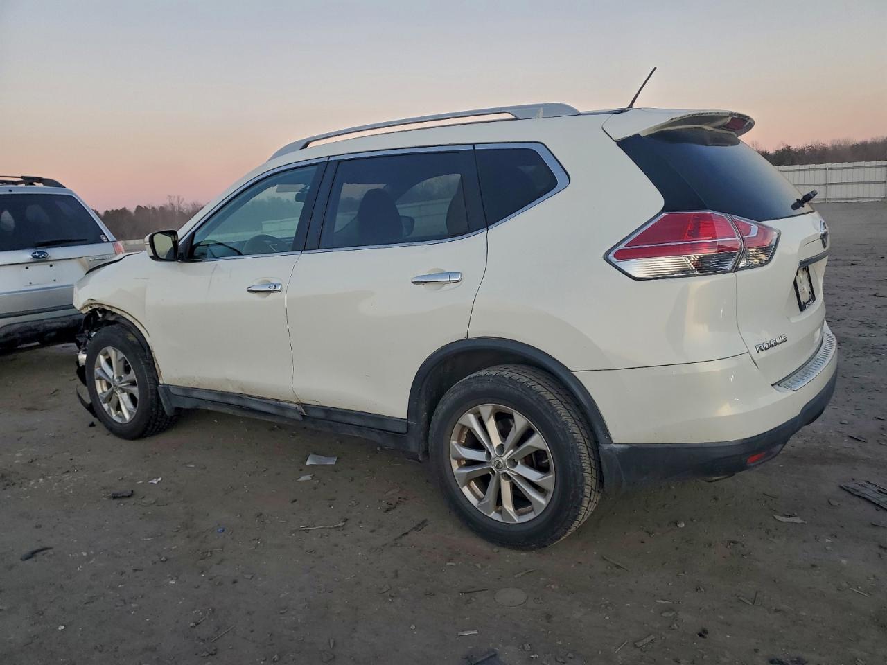 2014 NISSAN ROGUE S photo 4