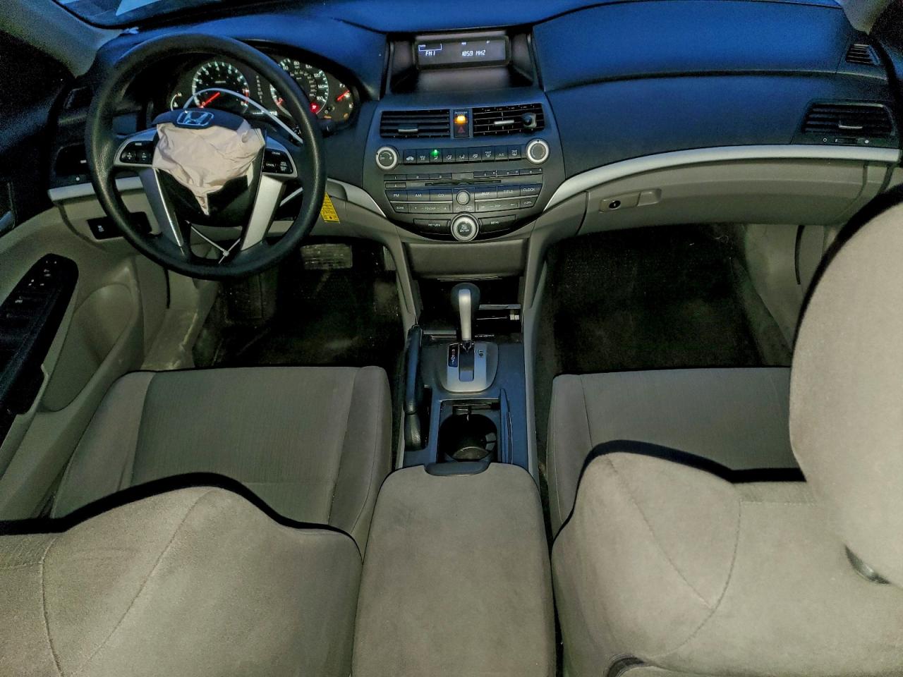 2012 HONDA ACCORD LX photo 8