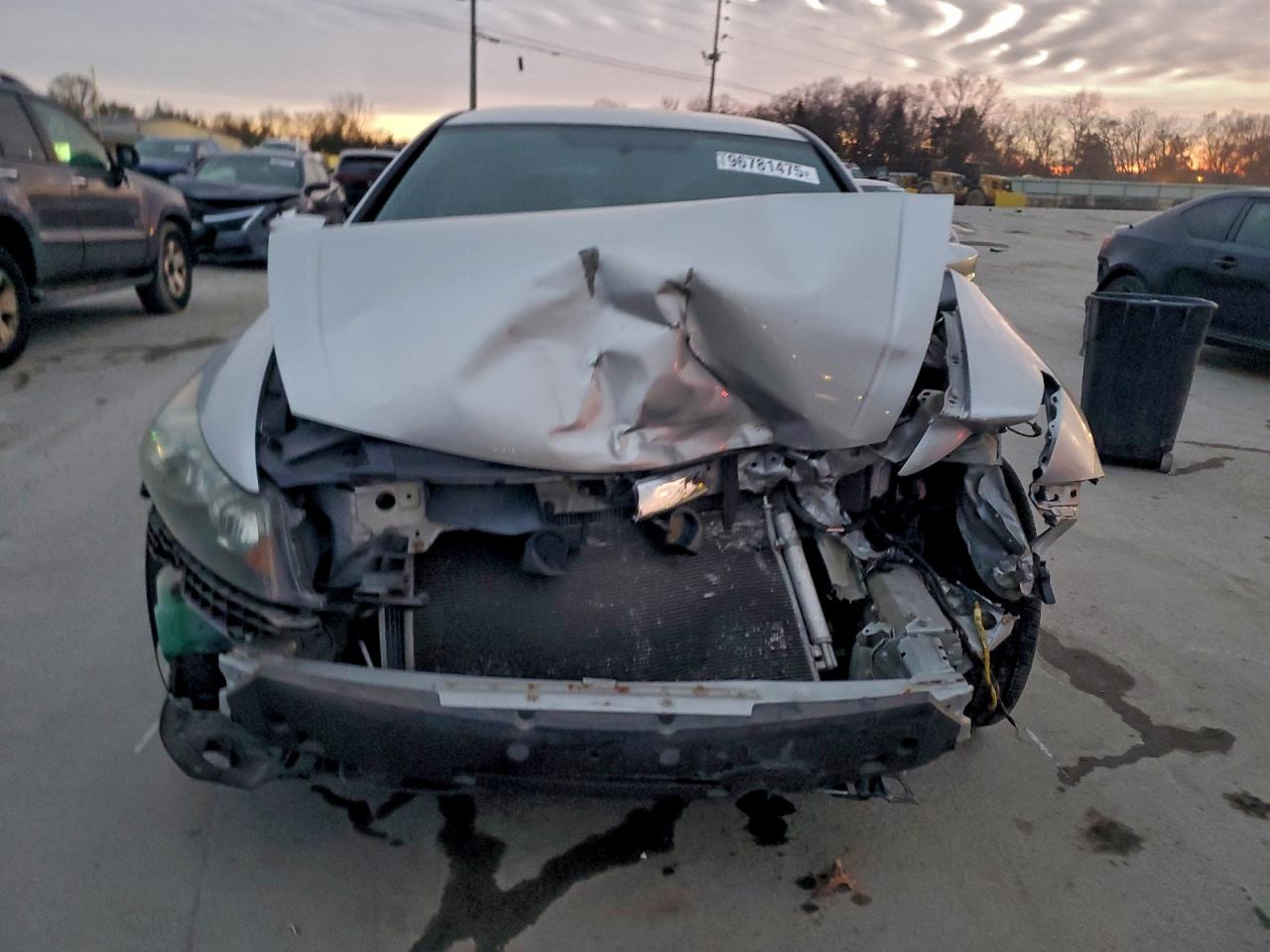 2012 HONDA ACCORD LX photo 5