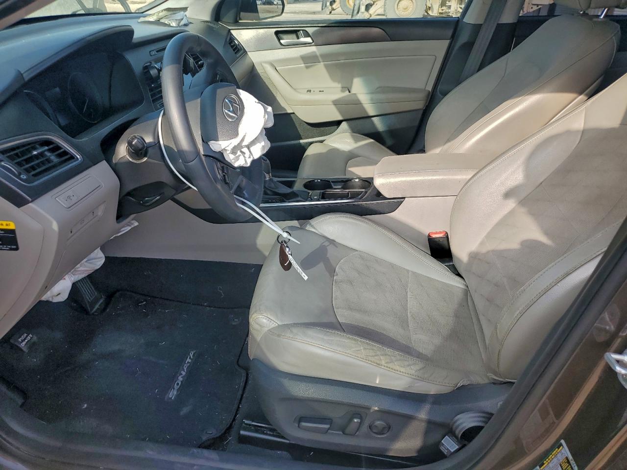 2016 HYUNDAI SONATA SPORT photo 7