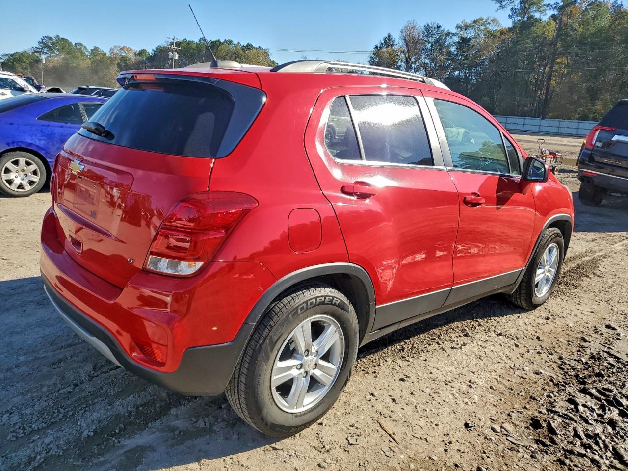 2020 CHEVROLET TRAX 1LT photo 3