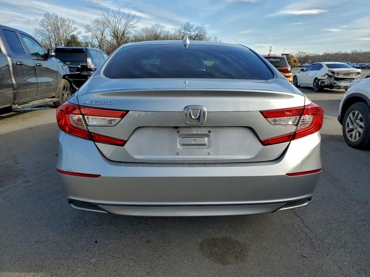 2020 HONDA ACCORD LX photo 6