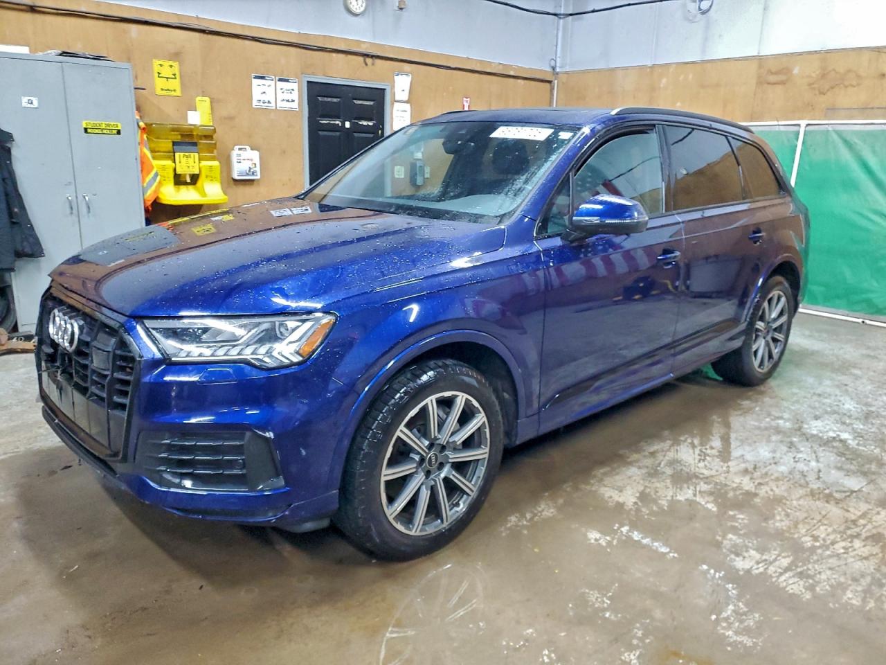 2023 AUDI Q7