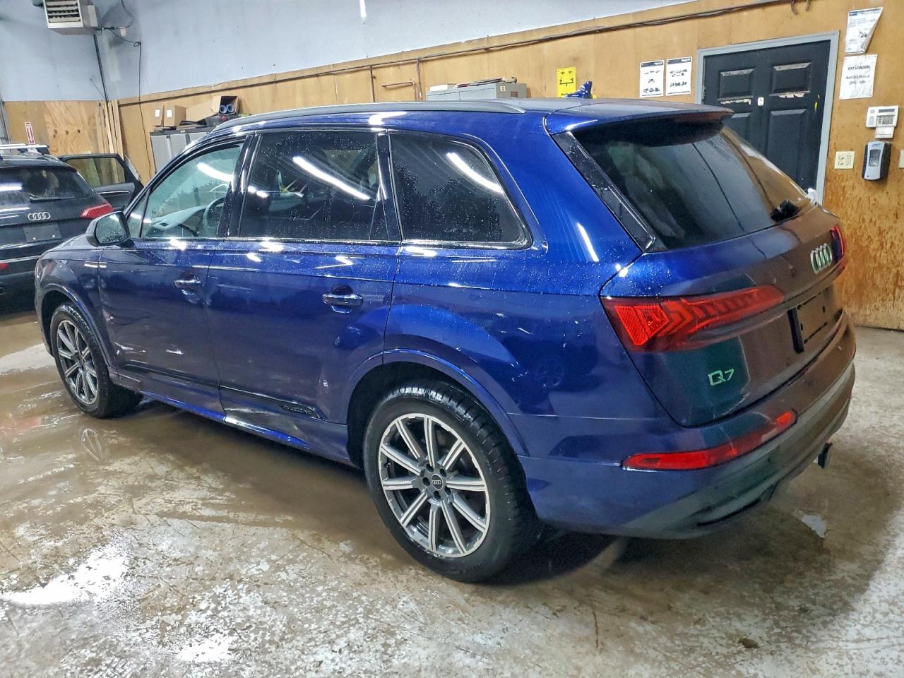 2023 AUDI Q7 PREMIUM PLUS photo 2
