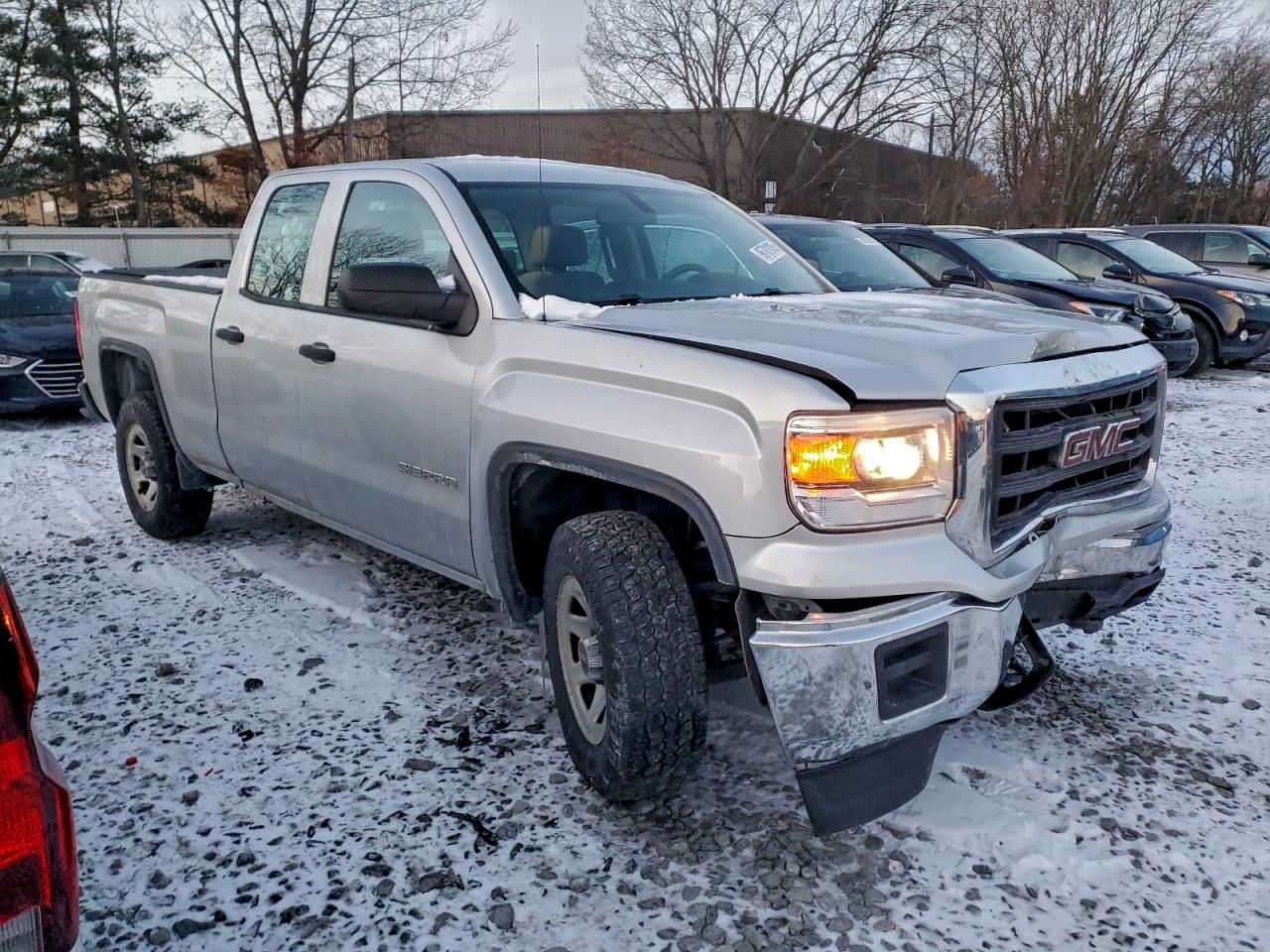 2015 GMC SIERRA K1500 photo 4