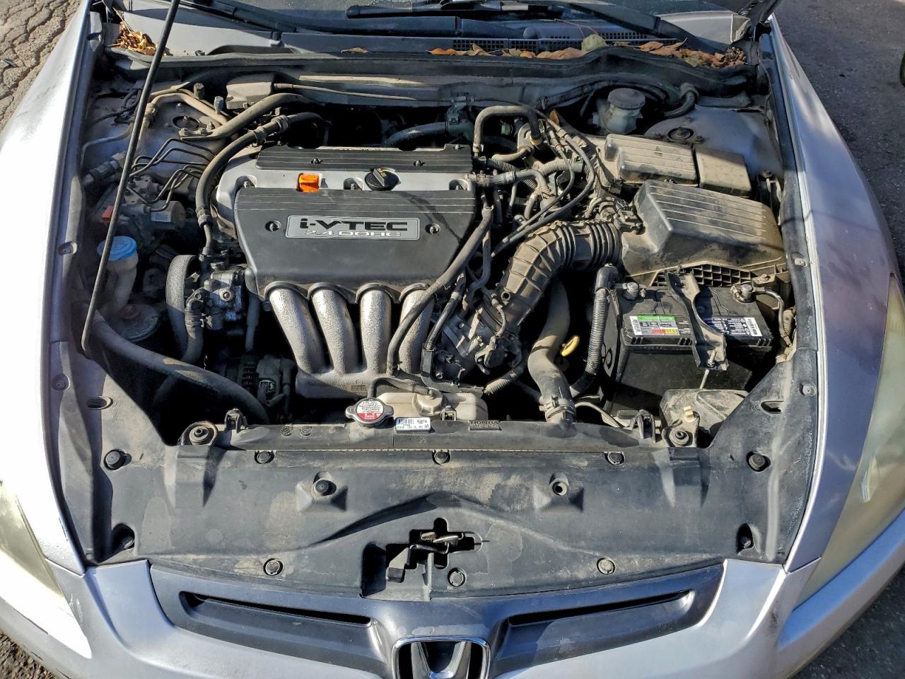 2005 HONDA ACCORD LX photo 11