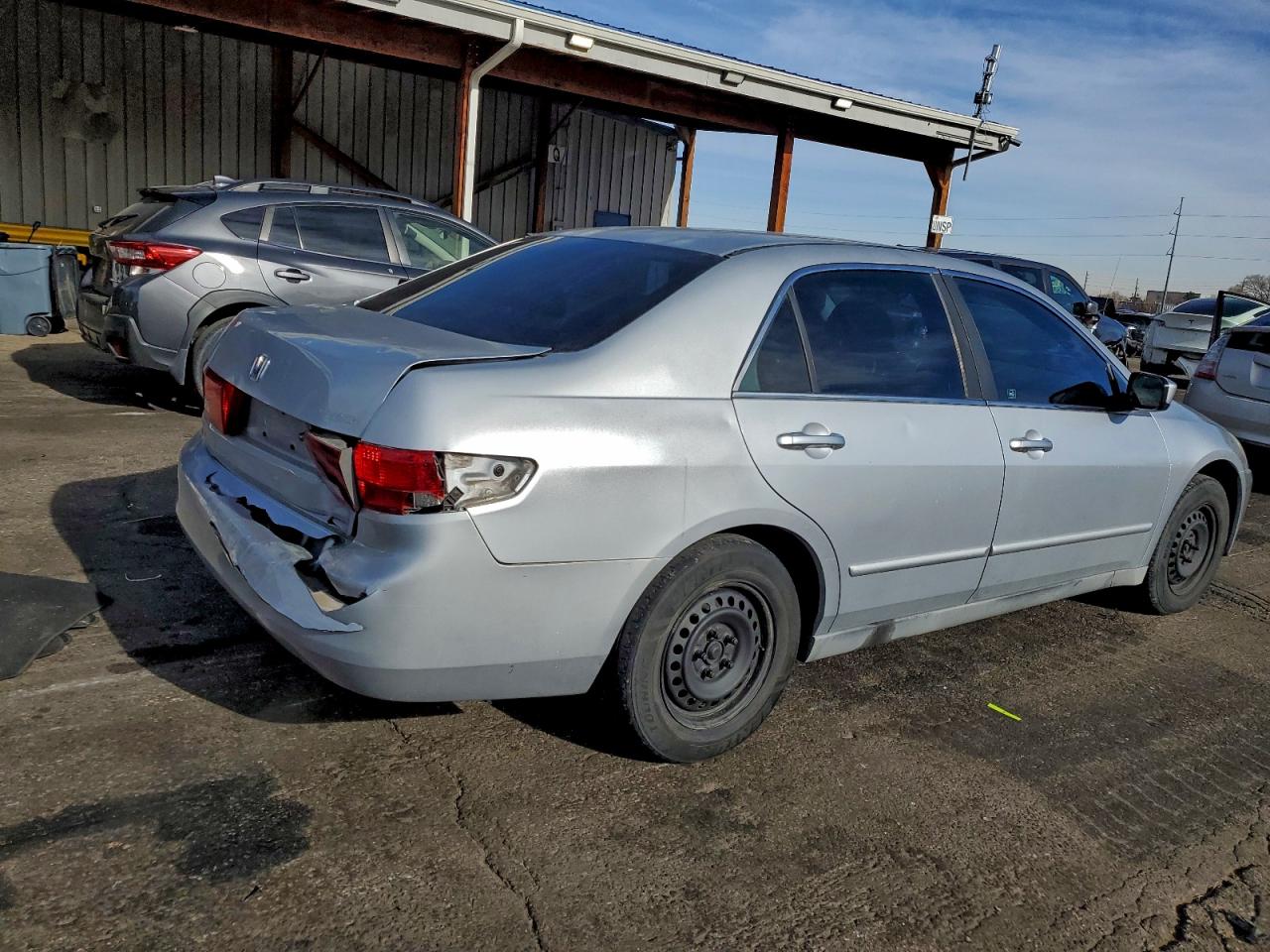 2005 HONDA ACCORD LX photo 3