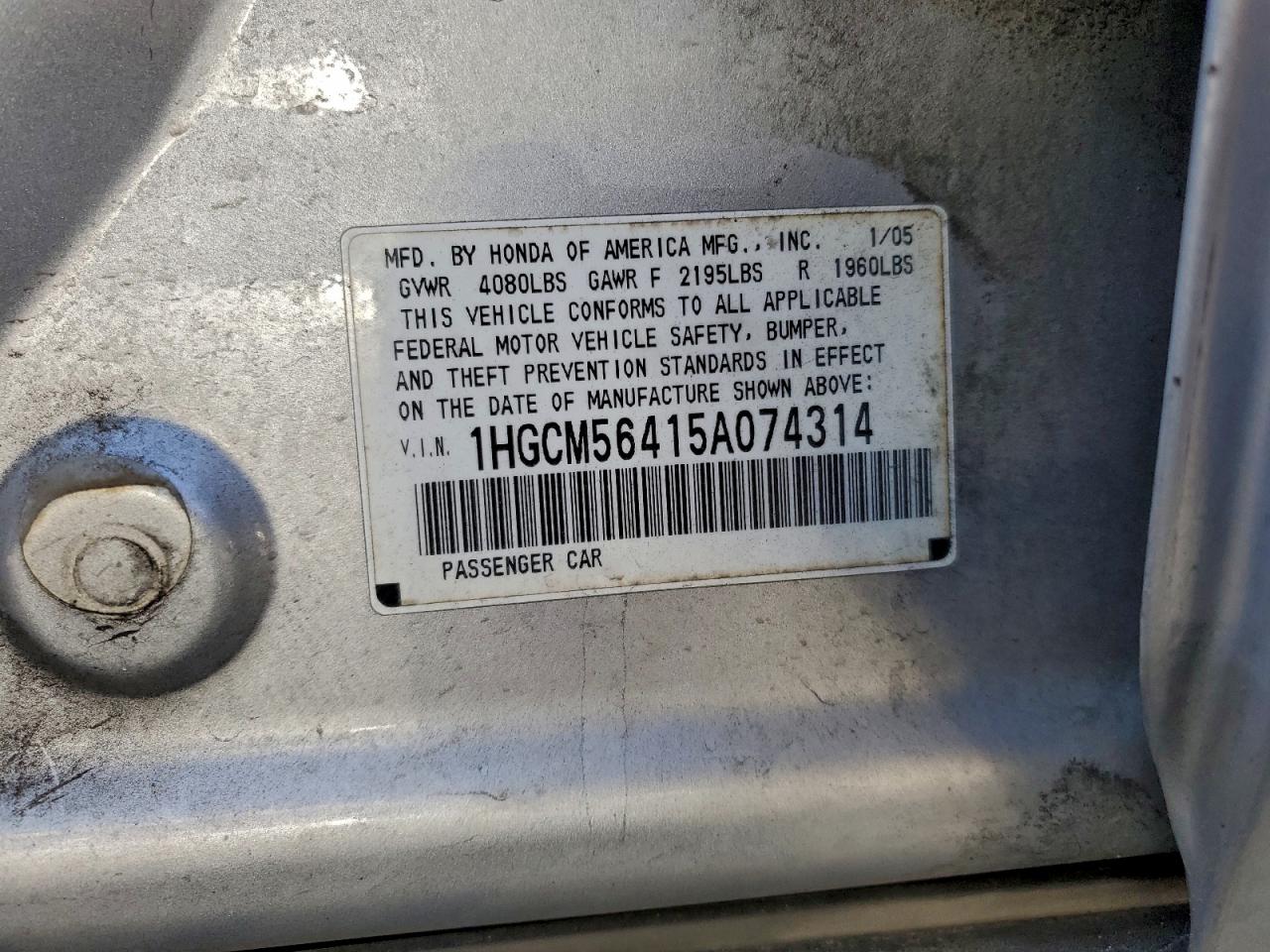 2005 HONDA ACCORD LX photo 12