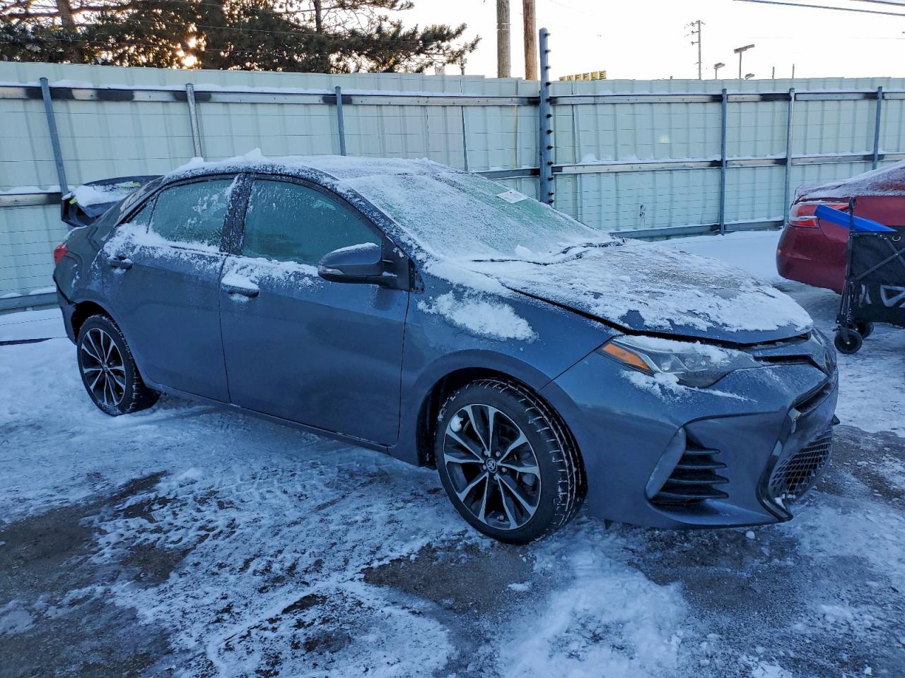 2018 TOYOTA COROLLA L photo 4