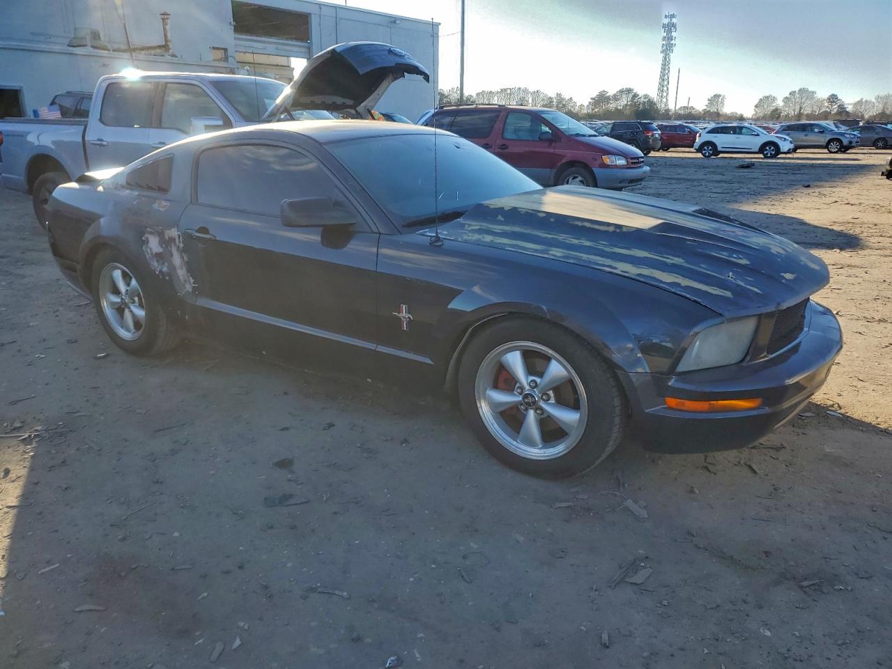 2008 FORD MUSTANG photo 4
