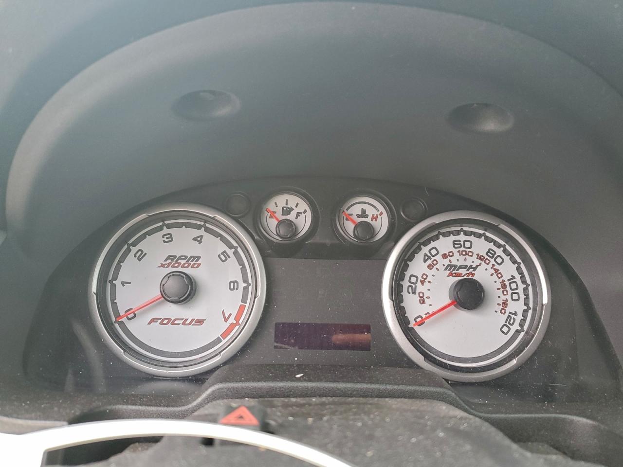 2008 FORD FOCUS SE photo 9