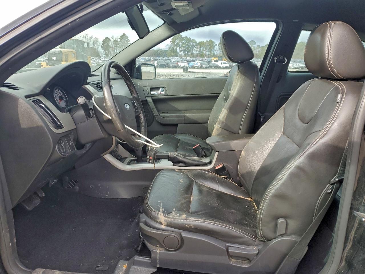 2008 FORD FOCUS SE photo 7