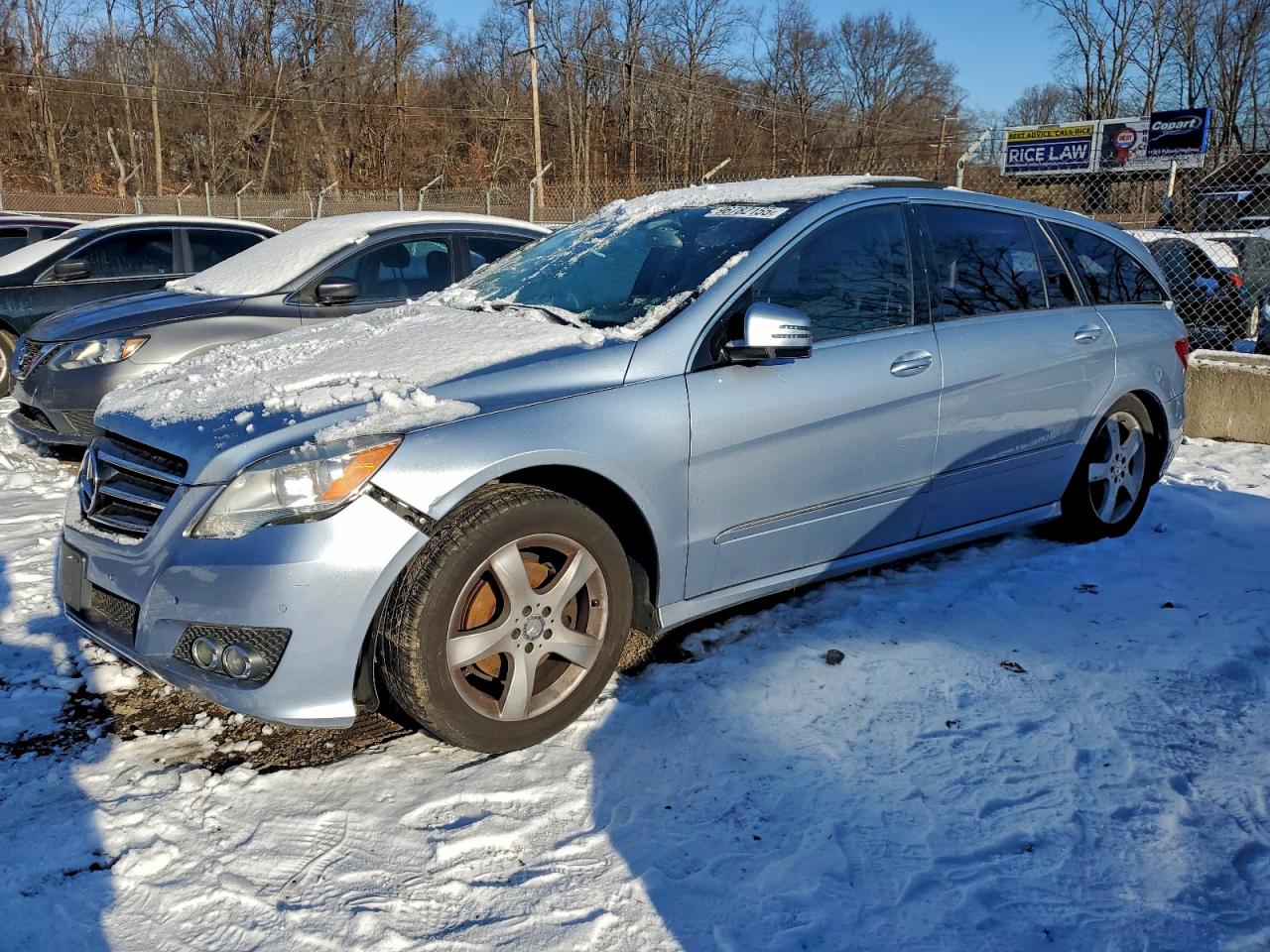 2011 MERCEDES-BENZ R 350 4MATIC — REAR END damage — photo 1