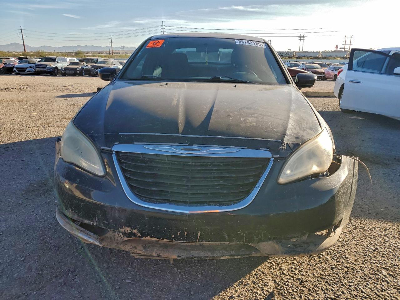 2013 CHRYSLER 200 TOURING photo 5