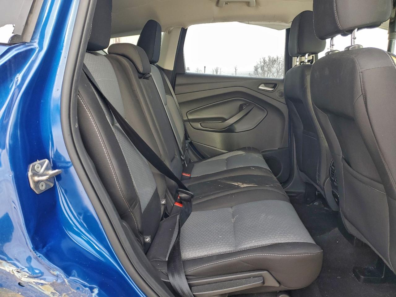 2017 FORD ESCAPE SE photo 11