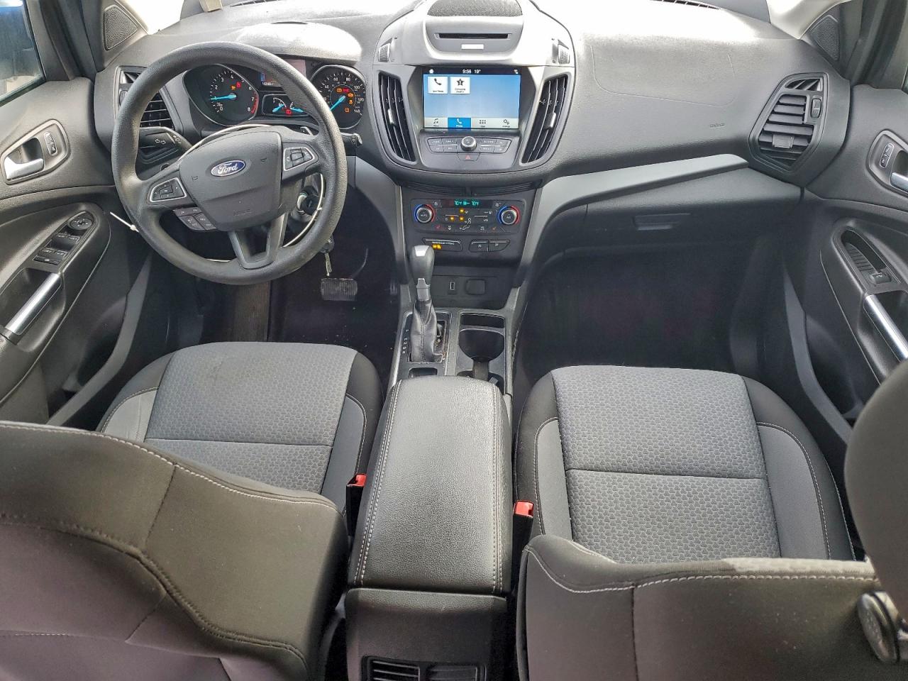 2017 FORD ESCAPE SE photo 8