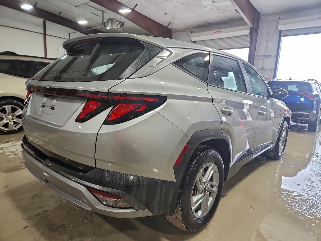 2025 HYUNDAI TUCSON SE photo 5