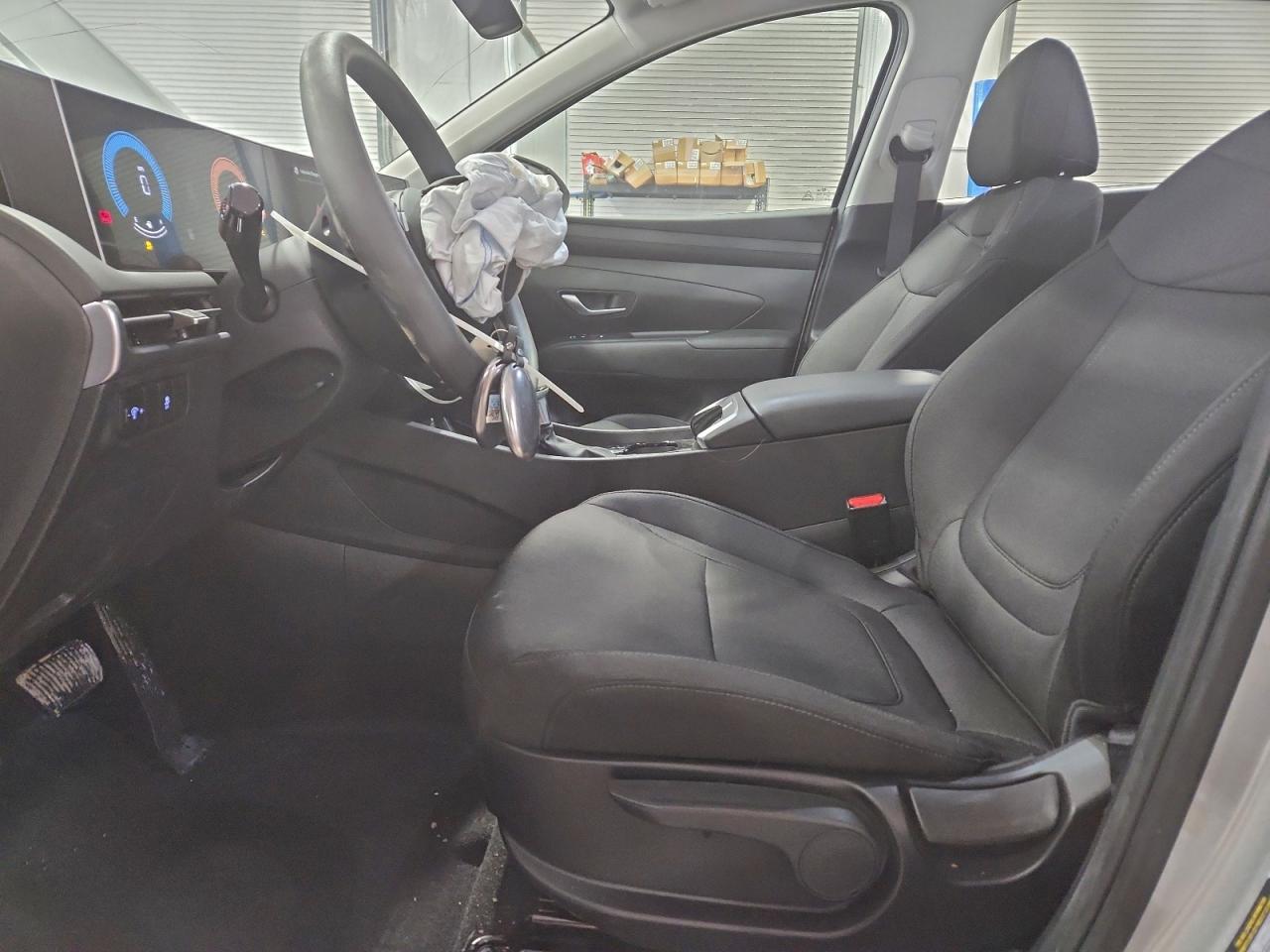 2025 HYUNDAI TUCSON SE photo 13