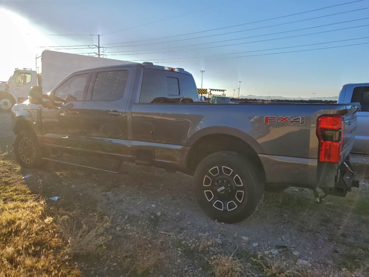 2025 FORD F350 SUPER DUTY photo 3
