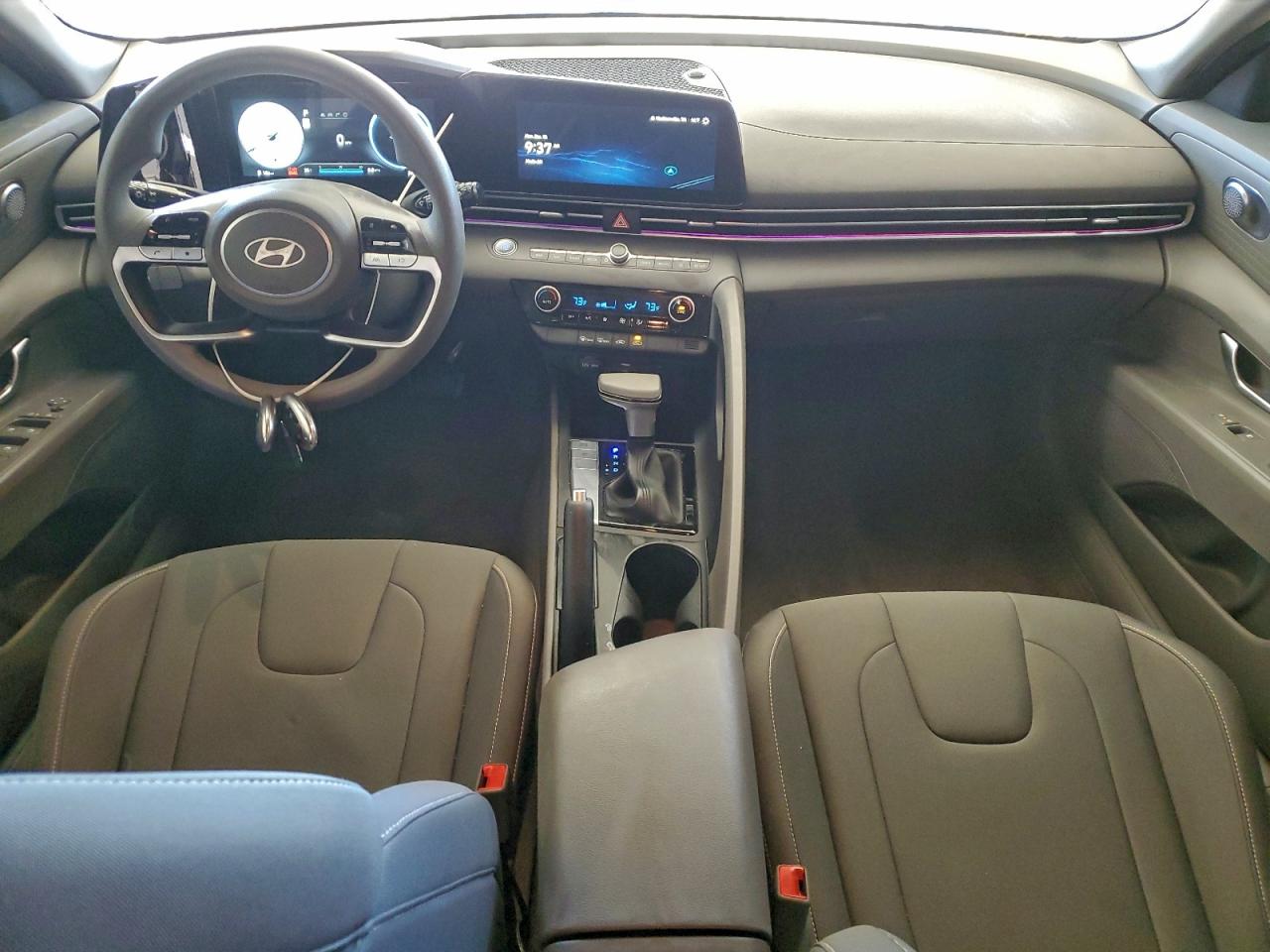 2024 HYUNDAI ELANTRA SEL photo 15