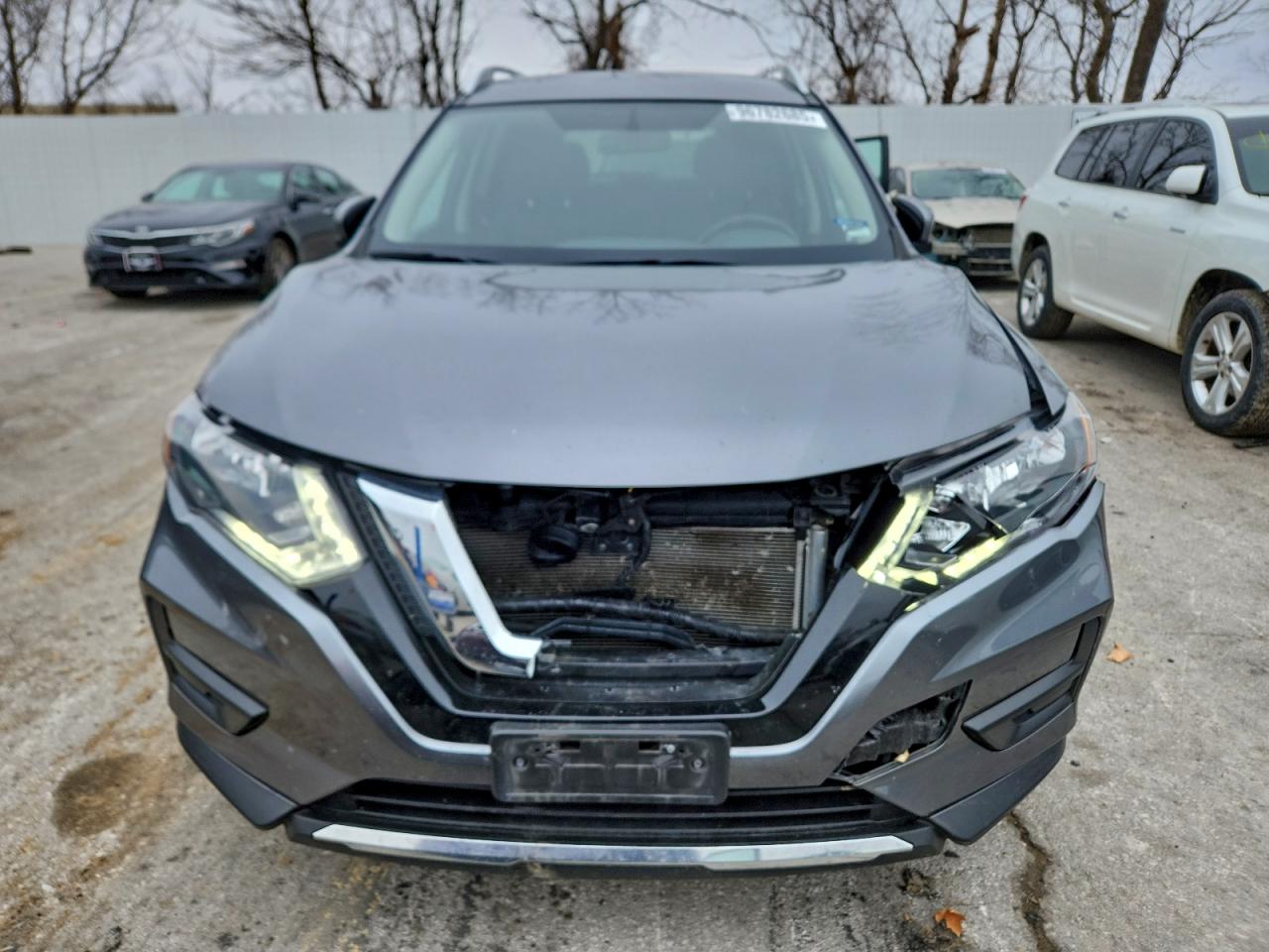 2017 NISSAN ROGUE S photo 5