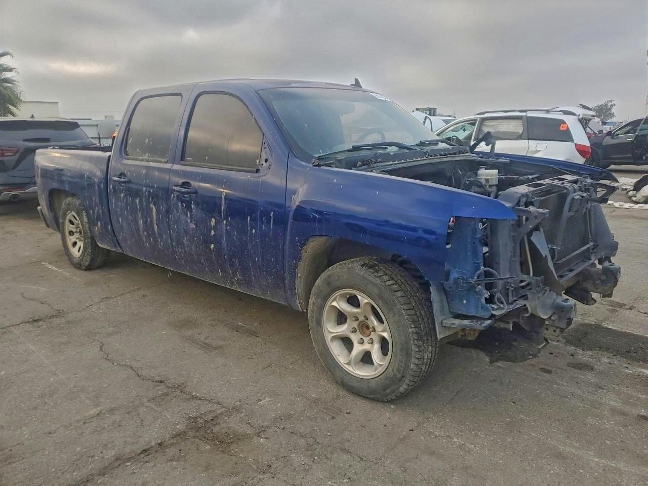 2013 CHEVROLET SILVERADO C1500 LS photo 4