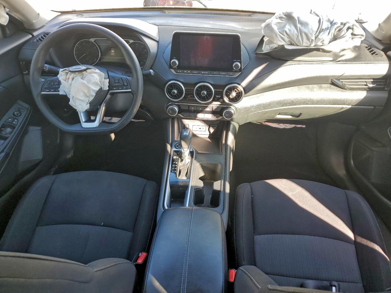 2024 NISSAN SENTRA SV photo 8
