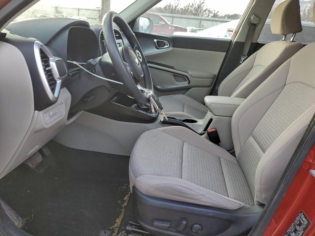 2021 KIA SOUL LX photo 7