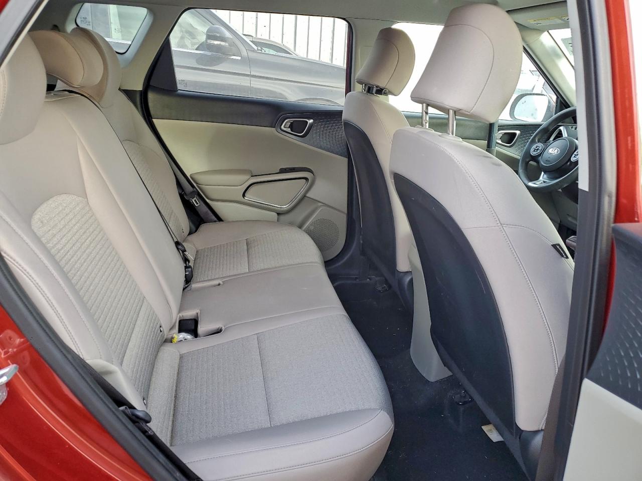 2021 KIA SOUL LX photo 10