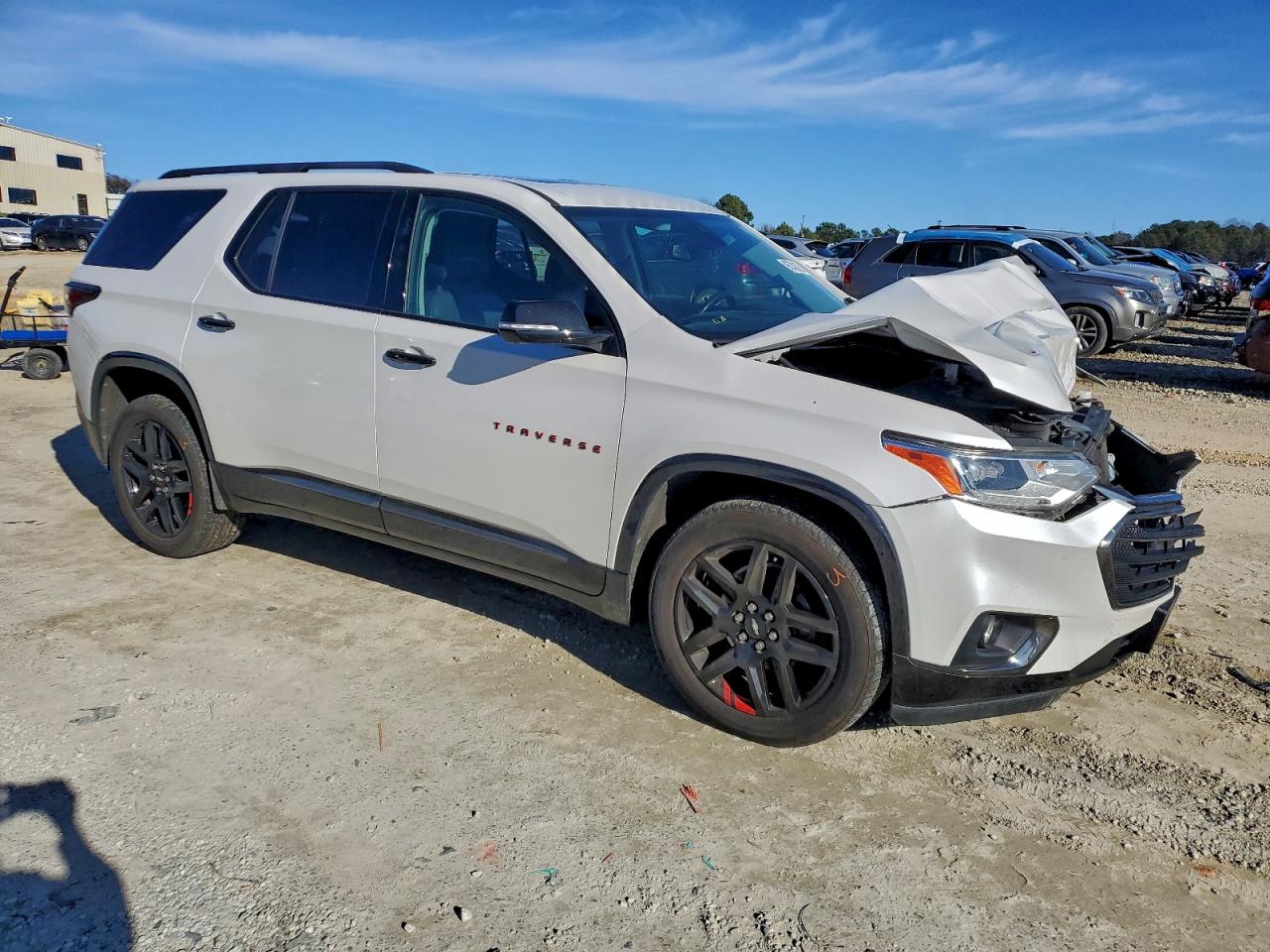2020 CHEVROLET TRAVERSE PREMIER photo 4