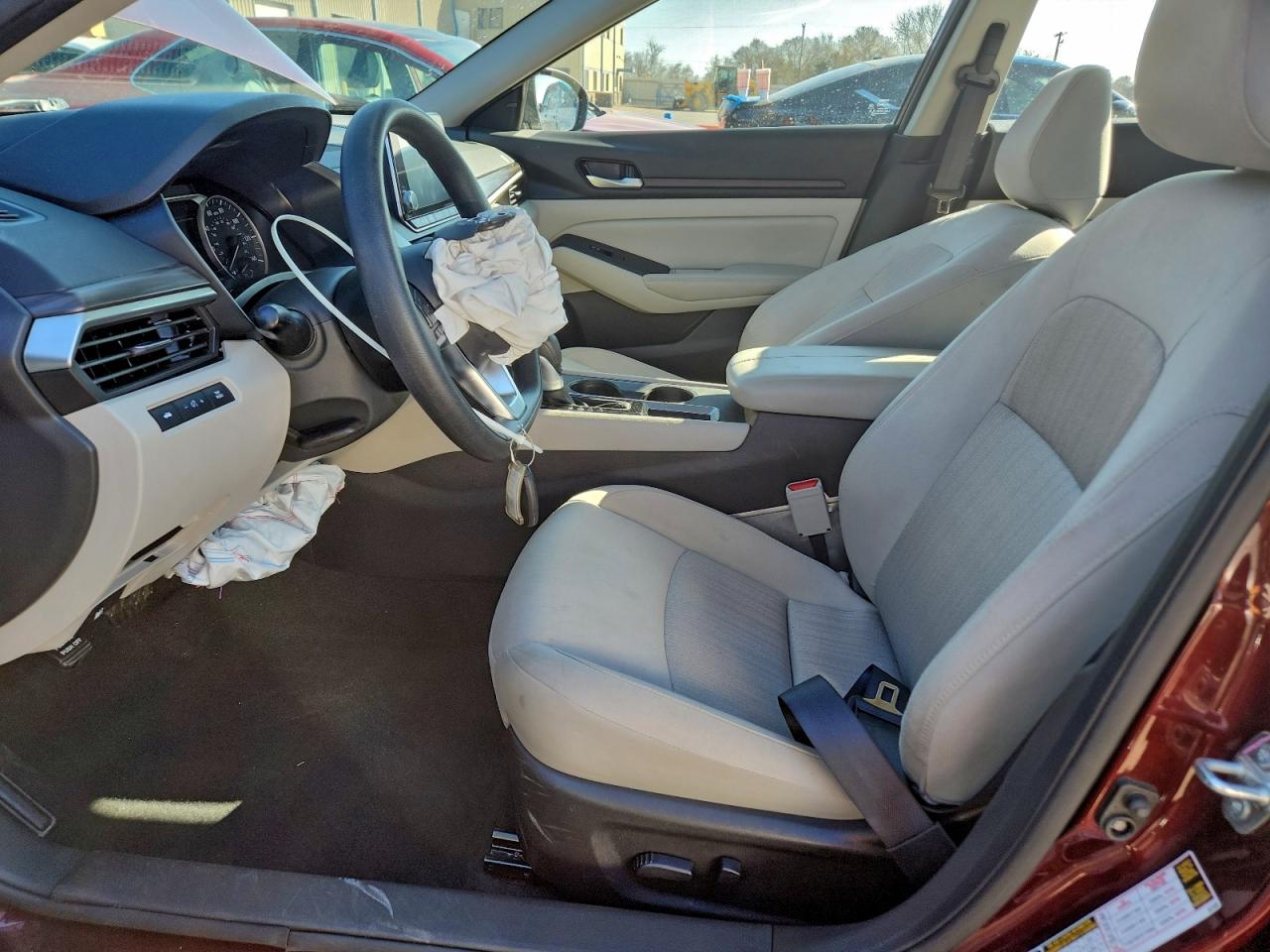 2025 NISSAN ALTIMA SV photo 7
