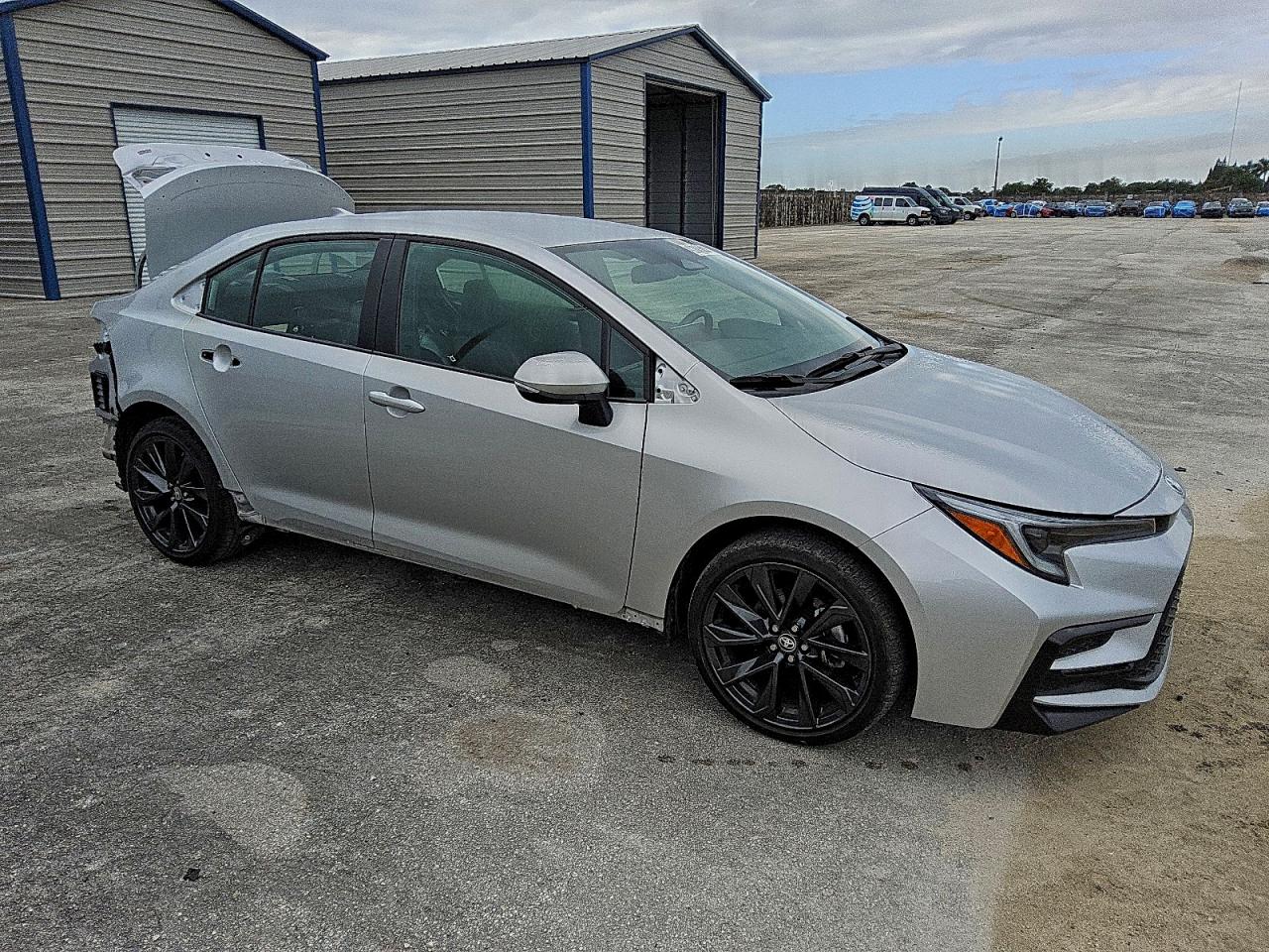 2025 TOYOTA COROLLA SE photo 4
