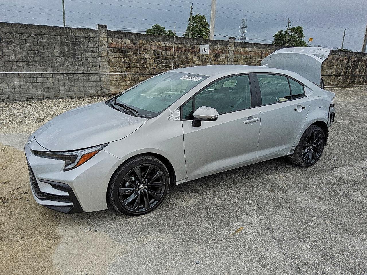 2025 TOYOTA COROLLA