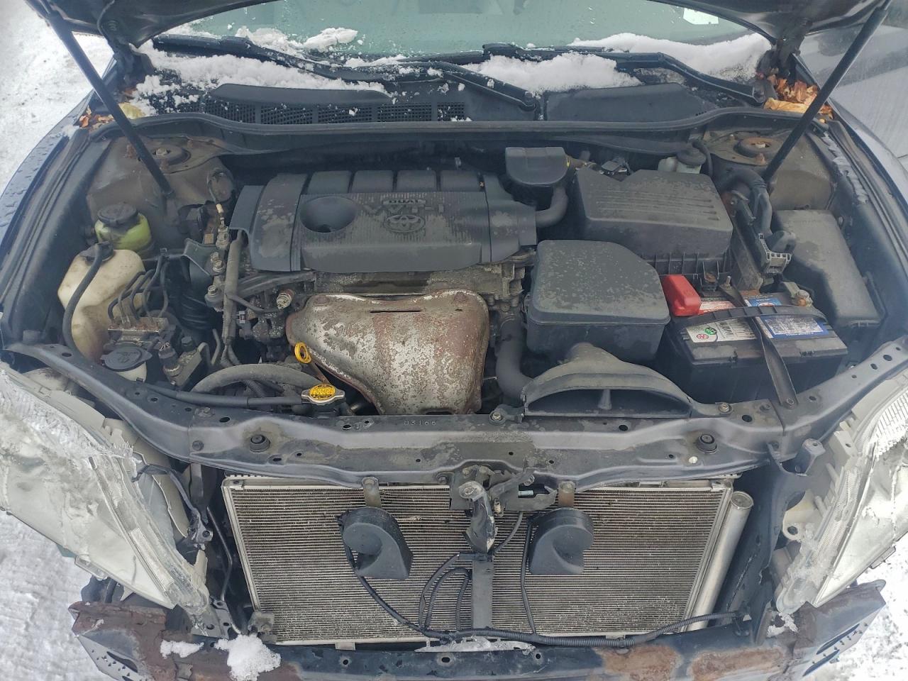 2011 TOYOTA CAMRY BASE photo 31