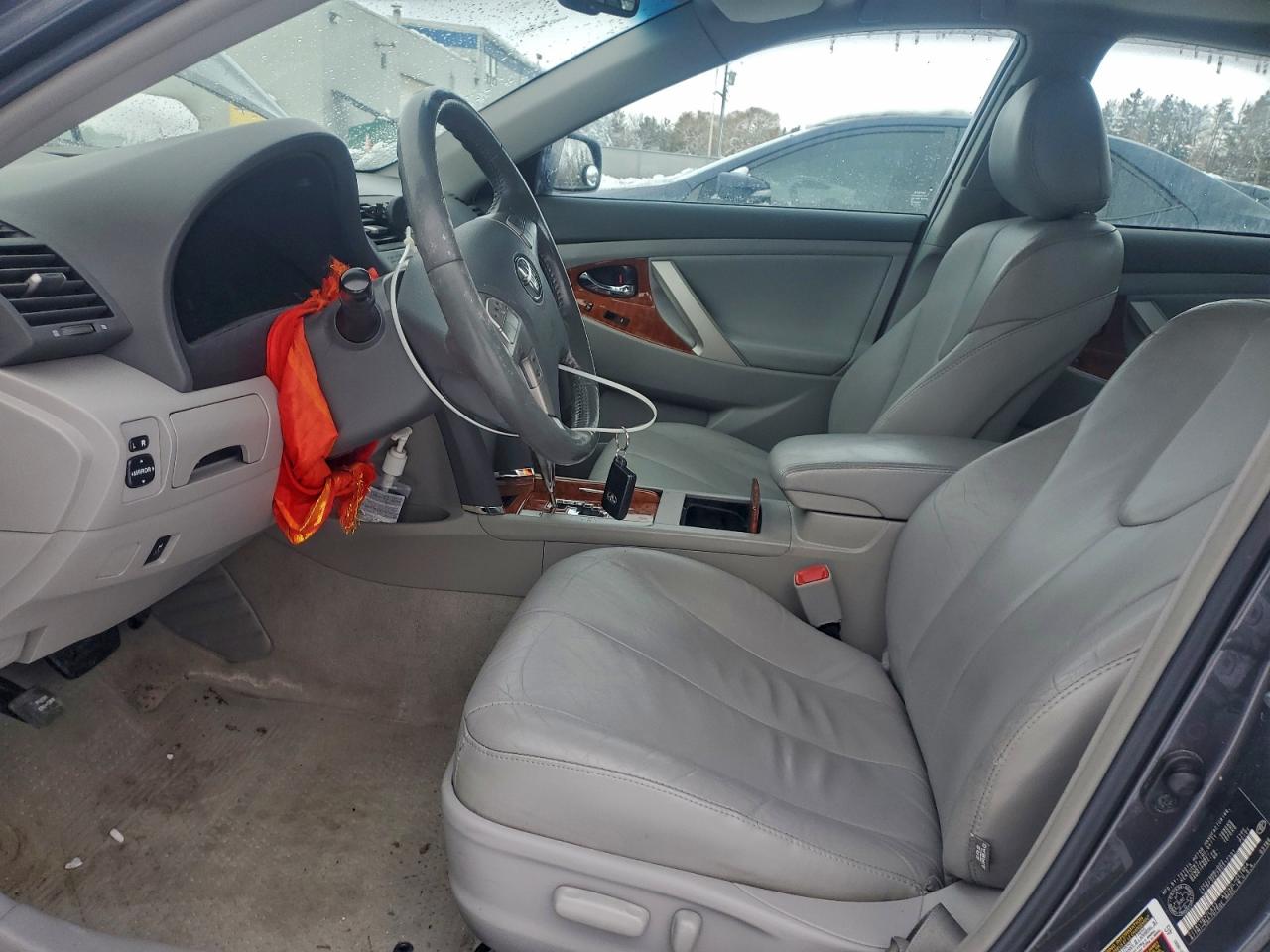 2011 TOYOTA CAMRY BASE photo 19