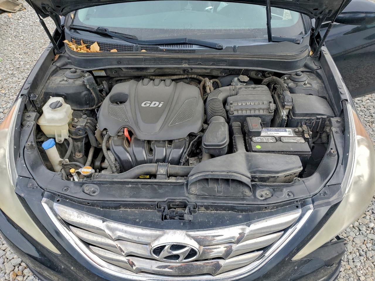 2011 HYUNDAI SONATA SE photo 11