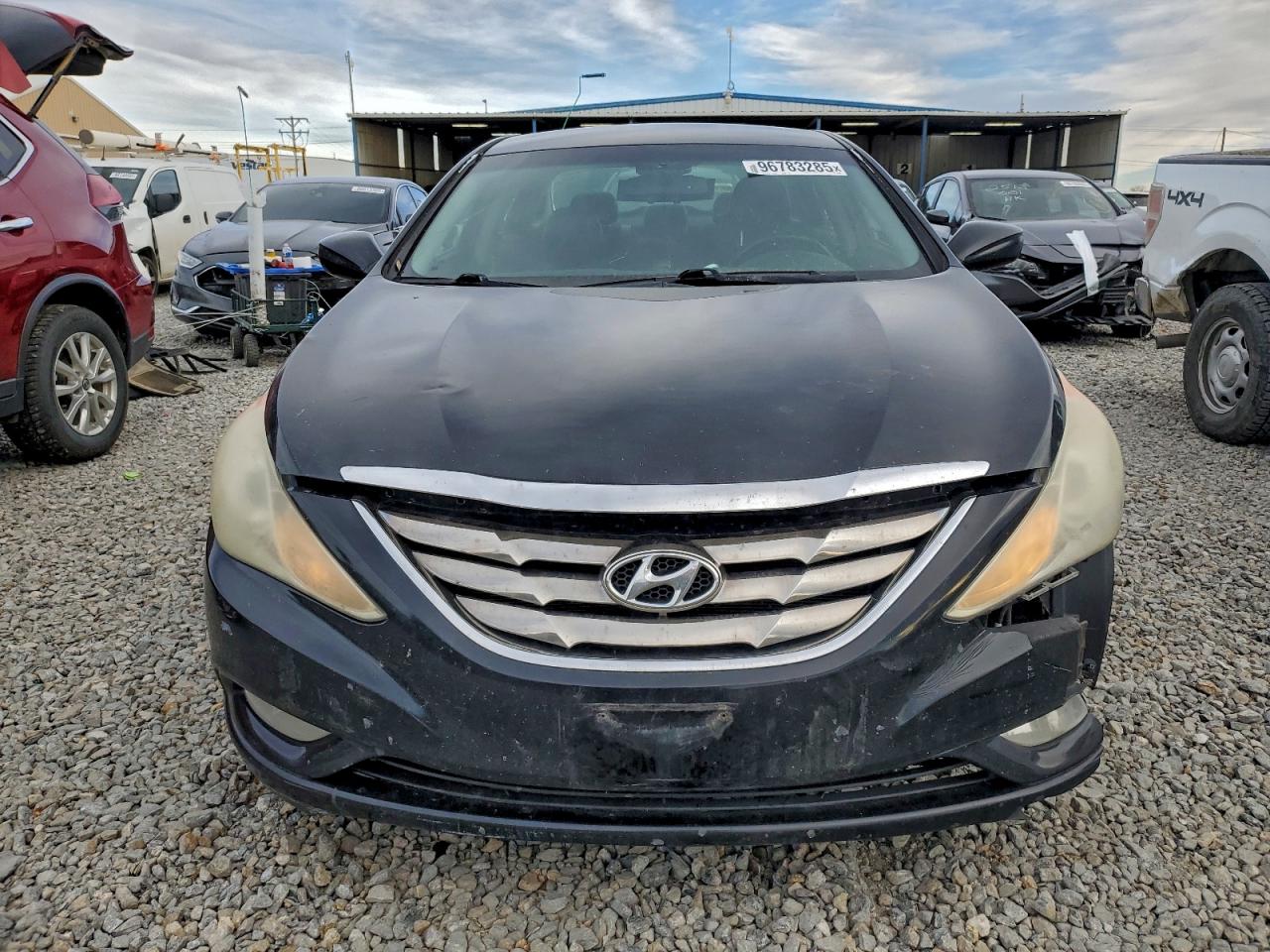 2011 HYUNDAI SONATA SE photo 5