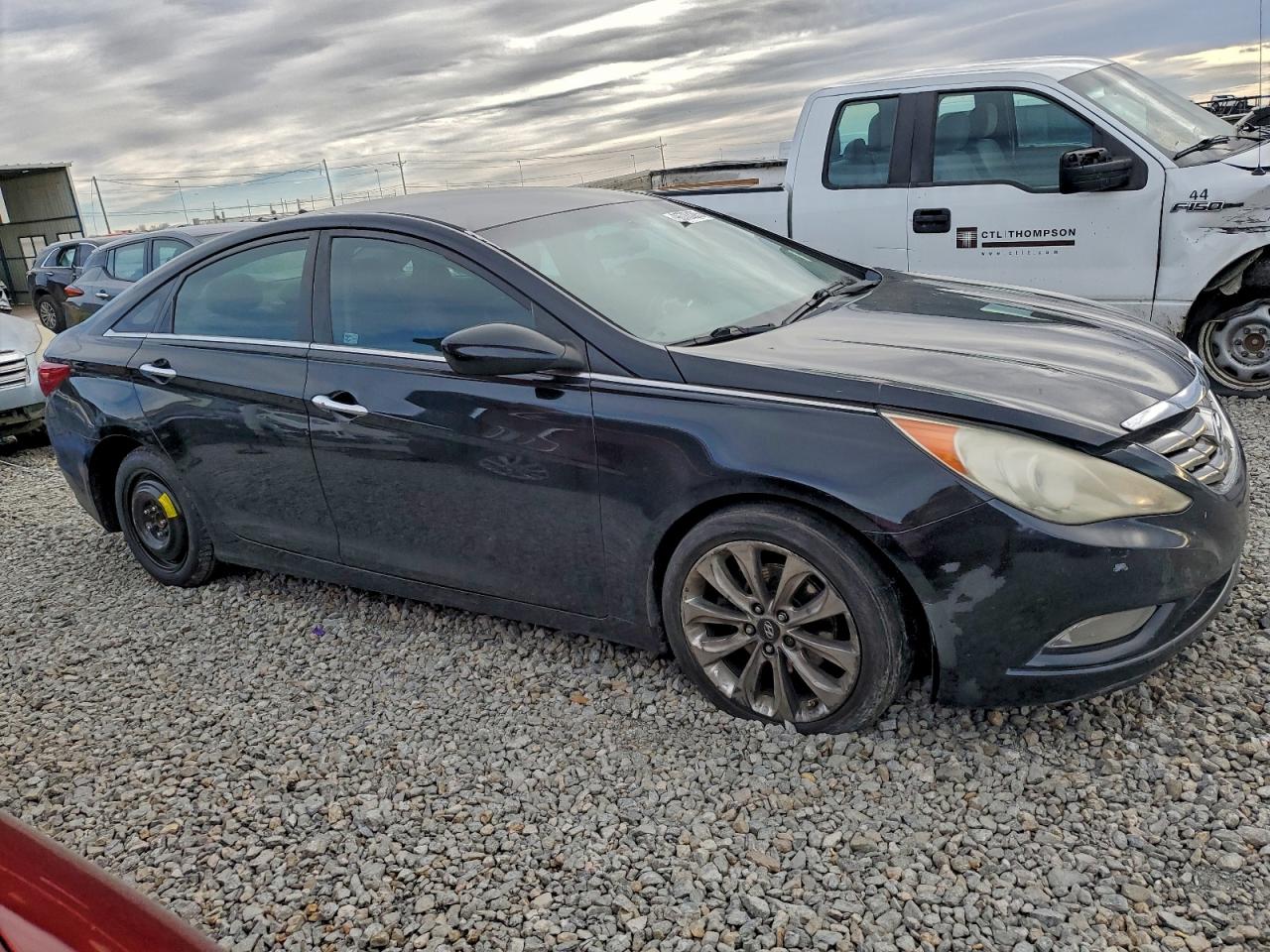 2011 HYUNDAI SONATA SE photo 4