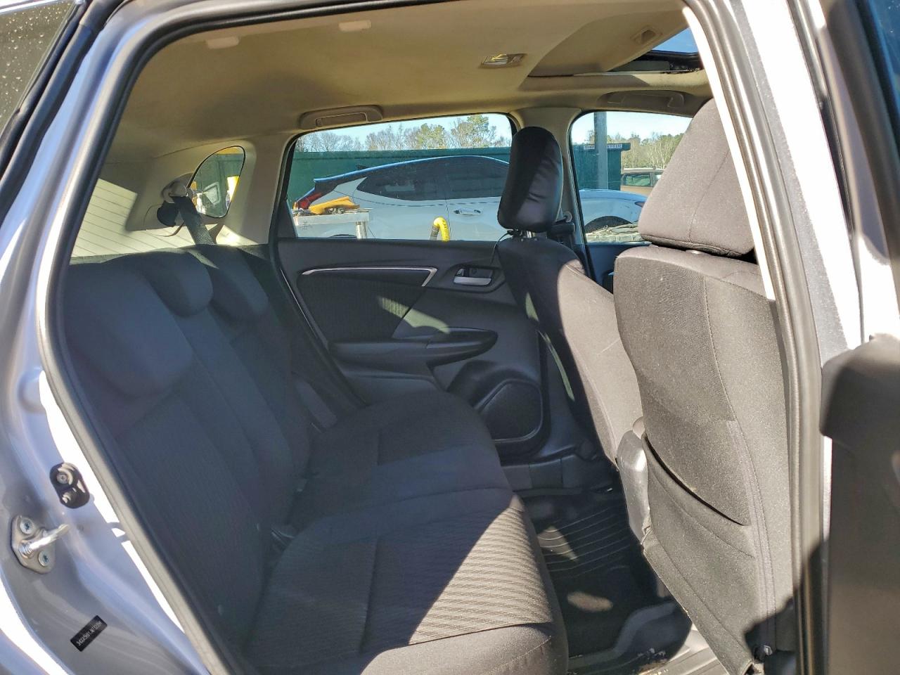2018 HONDA FIT EX photo 10